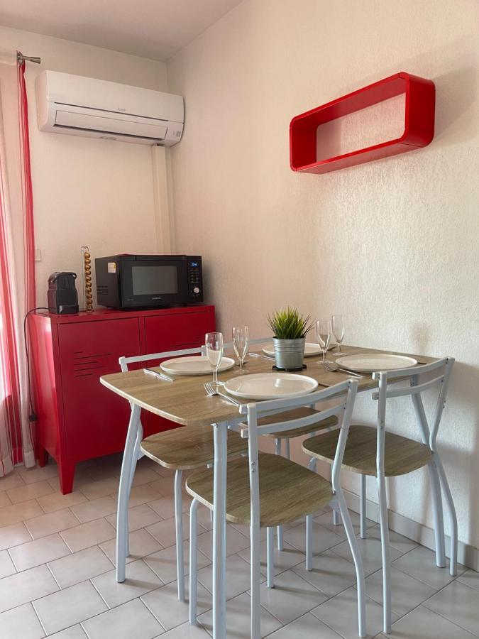 Apartamento T2 Avec Piscine 5 Mn Des Plages Et Village Sanary-sur-Mer