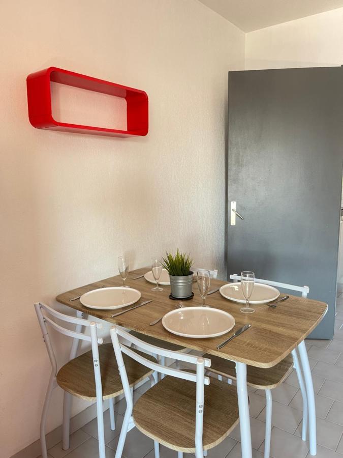 T2 Avec Piscine 5 Mn Des Plages Et Village * Sanary-sur-Mer